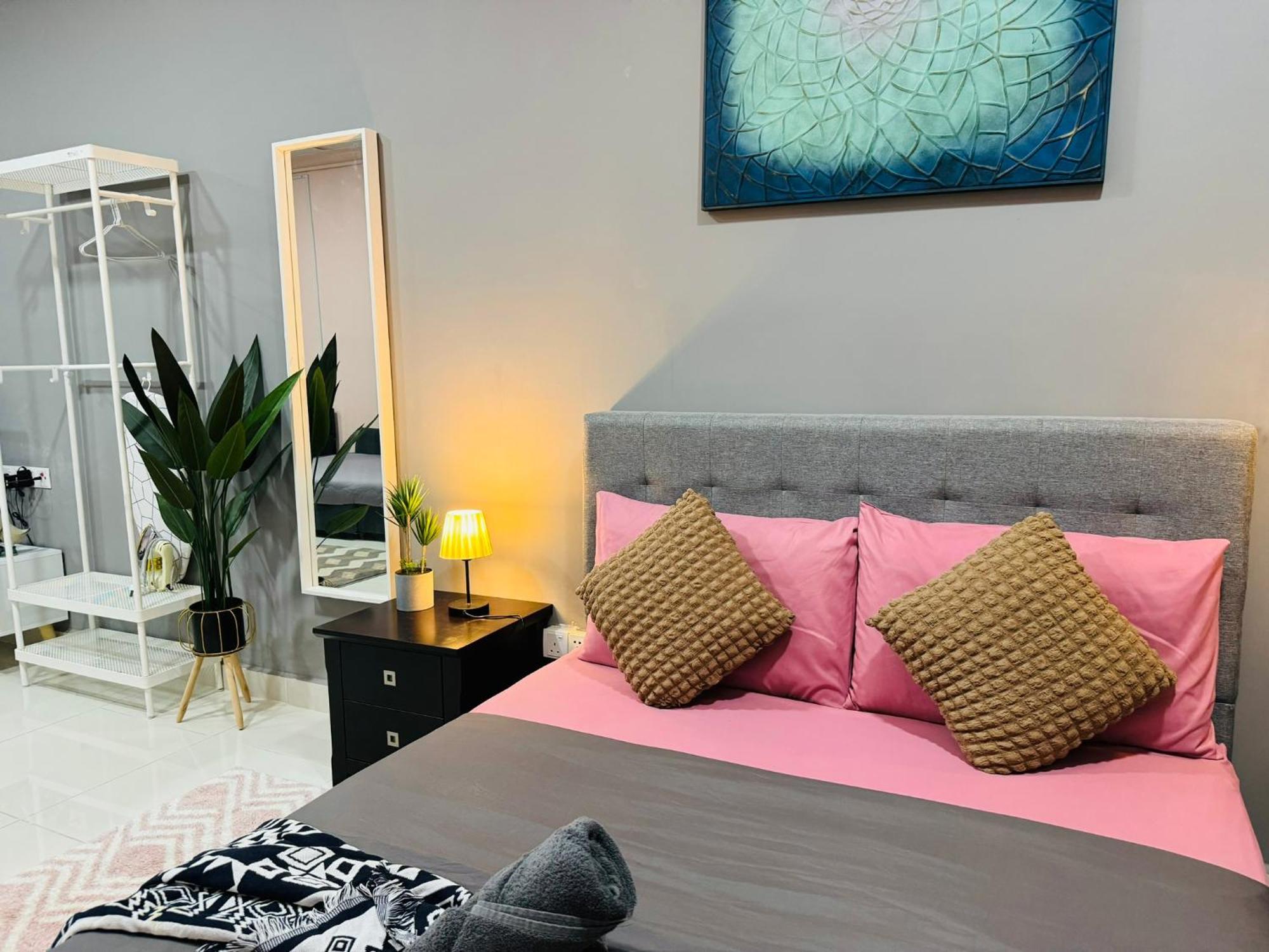 Coresoho Suite By Bkastaycation Kotawarisan Sepang Klia Airport, Free Wifi Exterior photo
