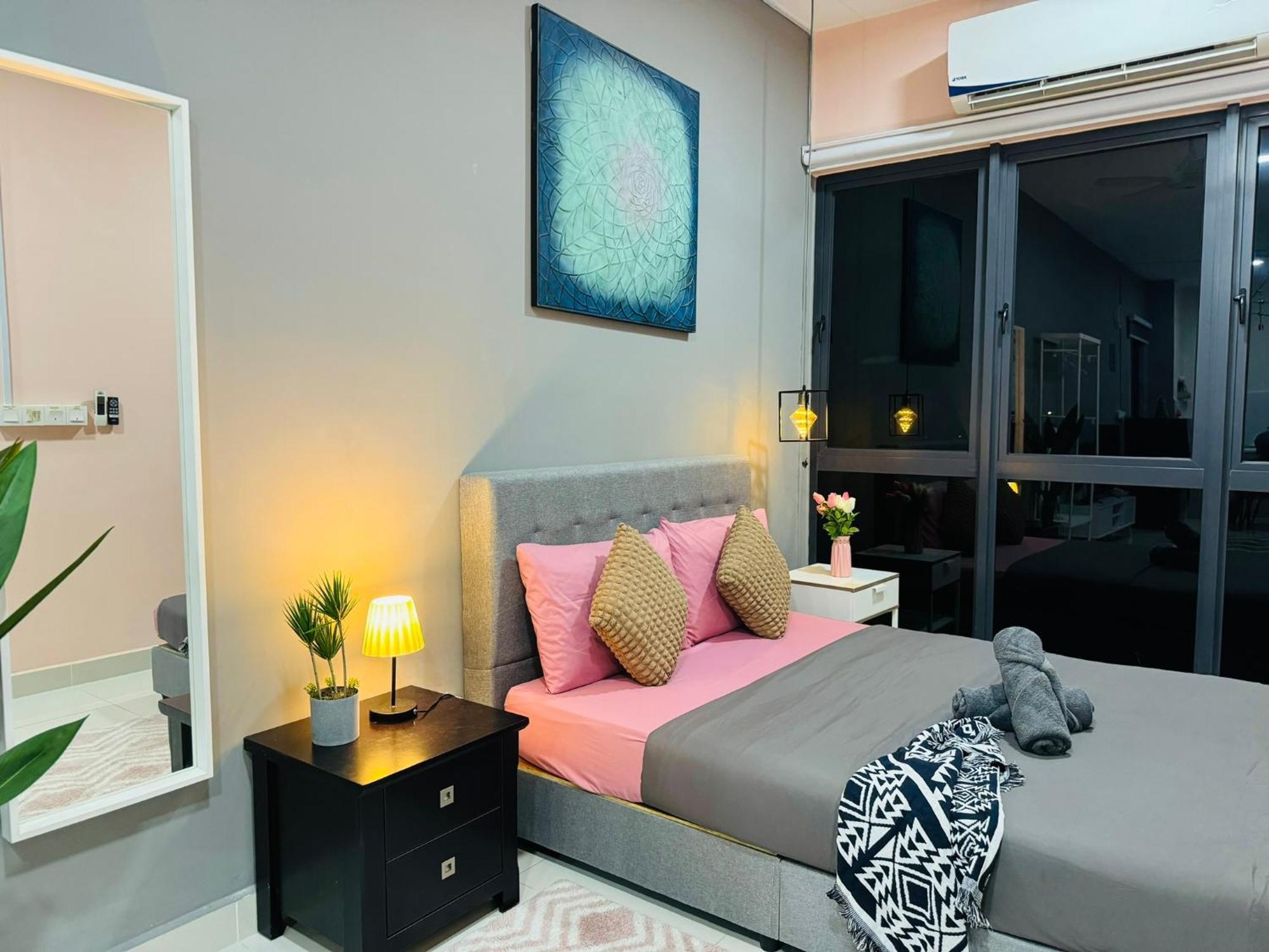 Coresoho Suite By Bkastaycation Kotawarisan Sepang Klia Airport, Free Wifi Exterior photo